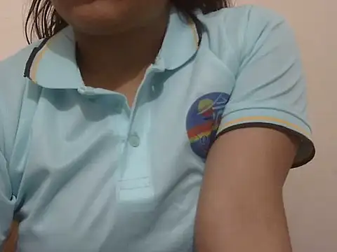 Snapshot of shekira99 chatting on 02/18/26, 07:43 shekira99 online show from 02/18/26, 07:43