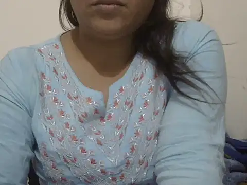 Snapshot of shekira99 chatting on 03/06/26, 03:41 shekira99 online show from 03/06/26, 03:41