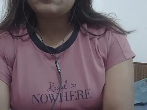 Snapshot of shekira99 chatting on 03/23/26, 02:26 shekira99 online show from 03/23/26, 02:26