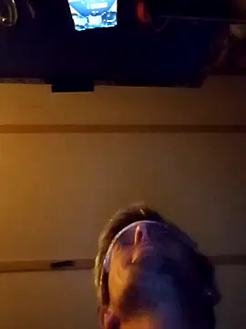 j hollywood91 online show from 10/28/25, 03:54