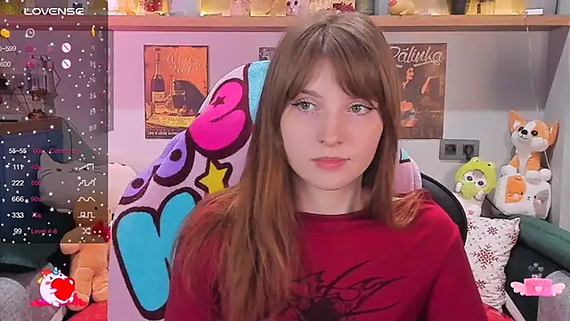 Snapshot of AliceLanley chatting on 12/27/24, 03:26 AliceLanley online show from 12/27/24, 03:26