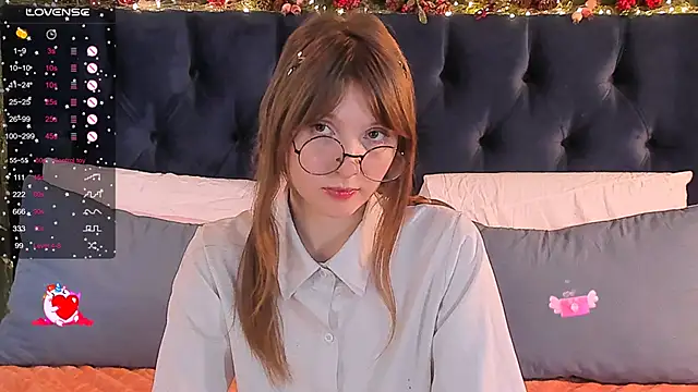 Snapshot of AliceLanley chatting on 01/22/25, 12:06 AliceLanley online show from 01/22/25, 12:06