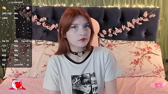 Snapshot of AliceLanley chatting on 09/27/25, 11:37 AliceLanley online show from 09/27/25, 11:37