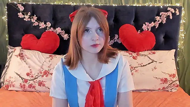 Snapshot of AliceLanley chatting on 02/19/26, 02:13 AliceLanley online show from 02/19/26, 02:13