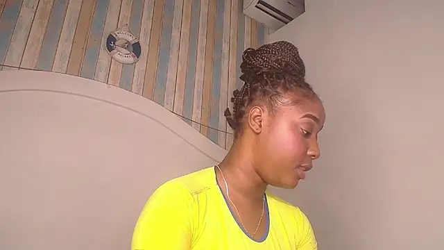 MichaelaCox online show from 06/27/26, 01:17