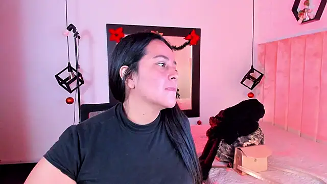 lucia vonne  online show from 01/07/26, 01:46