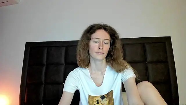 Snapshot of ooksiiii chatting on 07/23/26, 07:45 ooksiiii online show from 07/23/26, 07:45