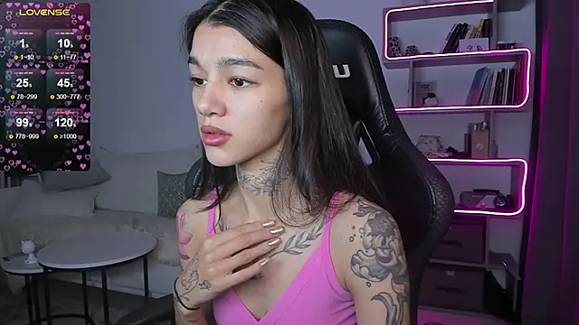 vinkitinkii online show from 12/31/24, 06:48