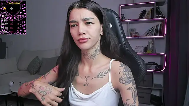 vinkitinkii online show from 01/12/25, 07:00