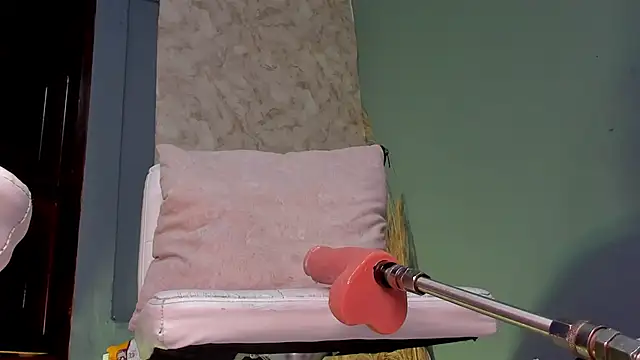 Snapshot of _Gretta chatting on 01/24/25, 11:02 Gretta online show from 01/24/25, 11:02