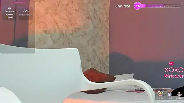 Snapshot of _Gretta chatting on 02/25/25, 06:53 Gretta online show from 02/25/25, 06:53