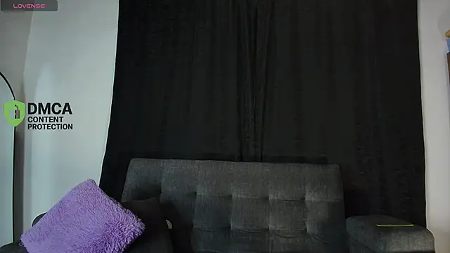 yungelitamor  online show from 05/07/26, 05:02