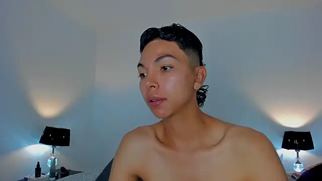 Snapshot of xhenisa_ chatting on 03/10/26, 08:58 xhenisa online show from 03/10/26, 08:58