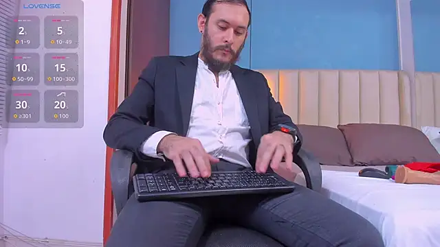 Snapshot of jeanpiere_ chatting on 09/30/25, 03:33 jeanpiere  online show from 09/30/25, 03:33
