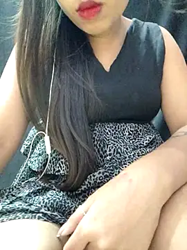 Snapshot of Roshni_98 chatting on 06/27/26, 06:18 Roshni 98 online show from 06/27/26, 06:18