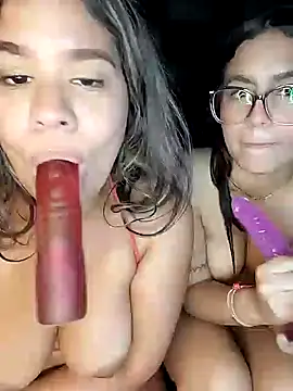 LarissaGaby01 online show from 02/08/25, 03:19