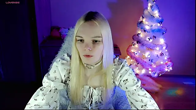 Emily Nyaffee online show from 12/17/24, 09:05