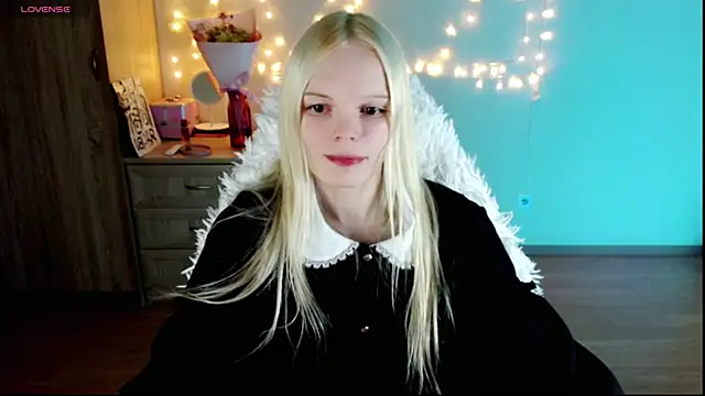 Emily Nyaffee online show from 03/01/25, 08:21