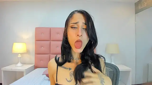 lhiamfit online show from 12/17/24, 06:09