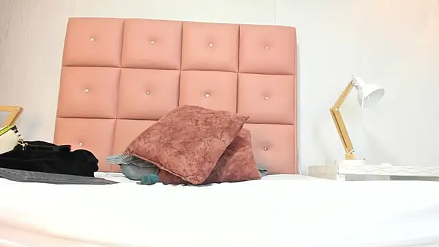 lhiamfit online show from 12/03/25, 01:42