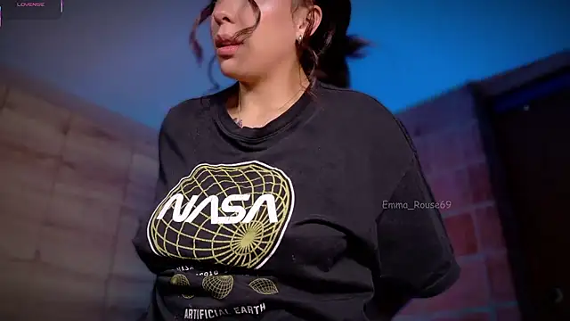 Snapshot of emma_rouse69 chatting on 01/11/26, 03:11 emma rouse69 online show from 01/11/26, 03:11