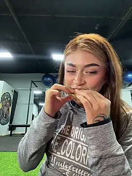 Snapshot of babesamanta chatting on 03/11/26, 03:45 babesamanta online show from 03/11/26, 03:45