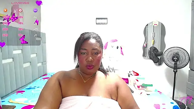 thickebonymilfF online show from 06/13/26, 03:59