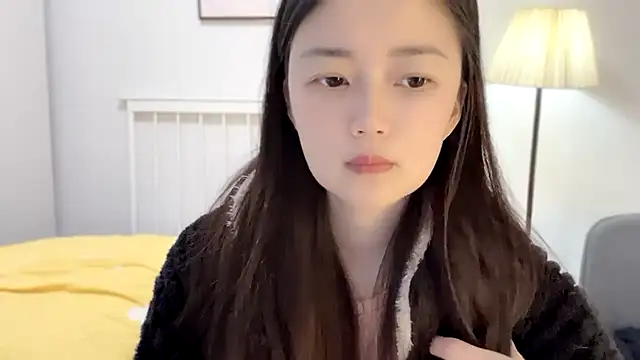 A-xena online show from 02/25/25, 02:25