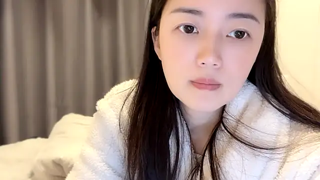 A-xena online show from 03/16/25, 02:32