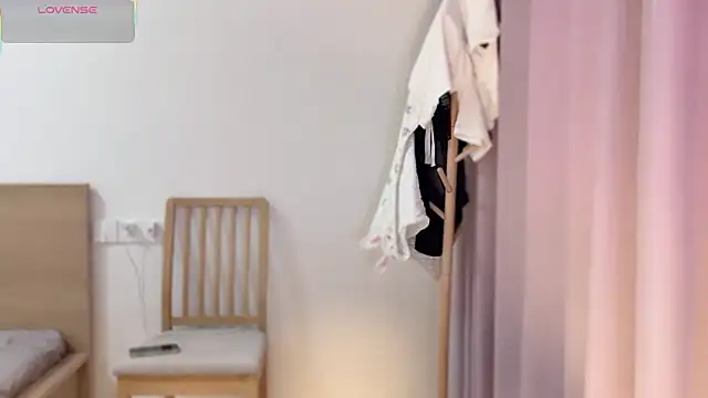 A-xena online show from 09/09/25, 02:00