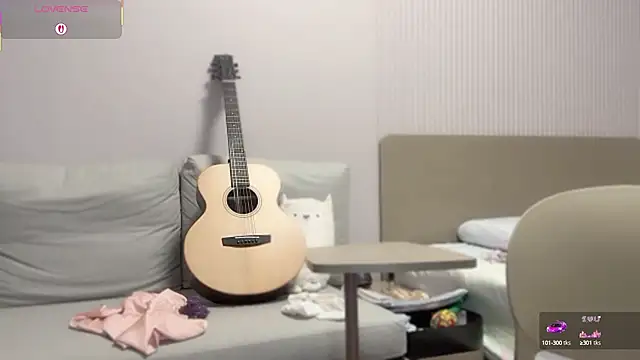 A-xena online show from 10/12/25, 03:05