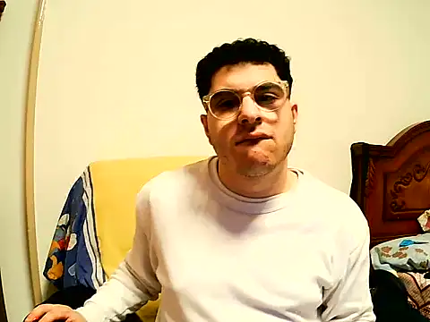 Snapshot of badboixx chatting on 03/22/26, 01:20 badboixx online show from 03/22/26, 01:20