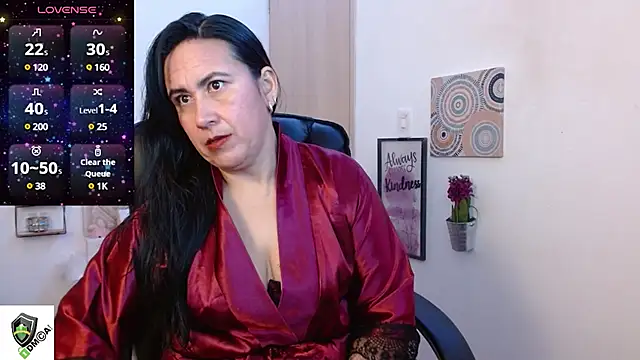 Snapshot of amalia_brunette chatting on 02/05/25, 11:06 amalia brunette online show from 02/05/25, 11:06