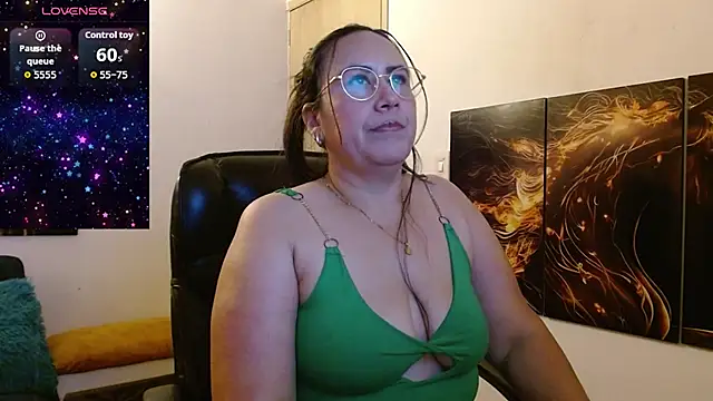 amalia brunette online show from 12/22/25, 11:24