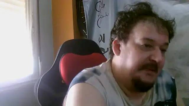 Snapshot of porkorossy chatting on 06/18/26, 09:25 porkorossy online show from 06/18/26, 09:25