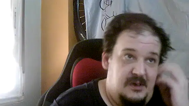 Snapshot of porkorossy chatting on 06/29/26, 10:37 porkorossy online show from 06/29/26, 10:37