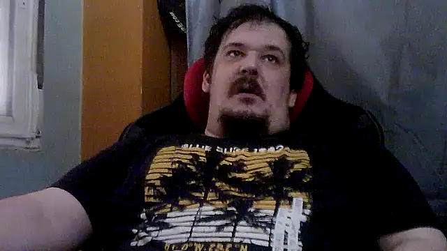 Snapshot of porkorossy chatting on 07/11/26, 01:14 porkorossy online show from 07/11/26, 01:14