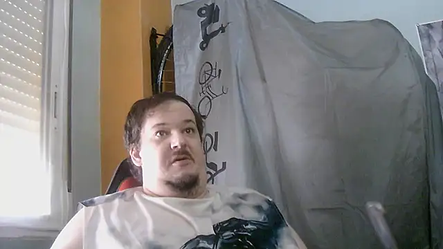 Snapshot of porkorossy chatting on 07/22/26, 07:44 porkorossy online show from 07/22/26, 07:44