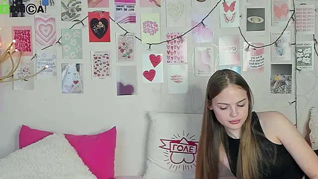 Snapshot of little_radiant_sun chatting on 01/11/26, 09:36 little radiant sun online show from 01/11/26, 09:36