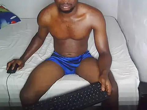 Snapshot of Hornny_Phrase chatting on 01/12/26, 03:12 Hornny Phrase online show from 01/12/26, 03:12