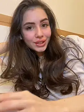 Snapshot of SofiaLaLight chatting on 12/31/24, 01:15 SofiaLaLight online show from 12/31/24, 01:15