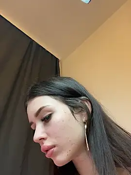 Snapshot of SofiaLaLight chatting on 02/21/25, 02:27 SofiaLaLight online show from 02/21/25, 02:27