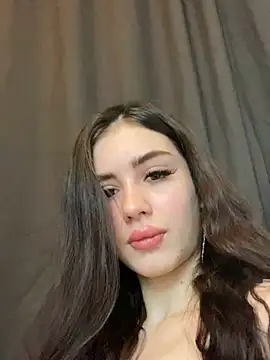 Snapshot of SofiaLaLight chatting on 02/27/25, 07:44 SofiaLaLight online show from 02/27/25, 07:44