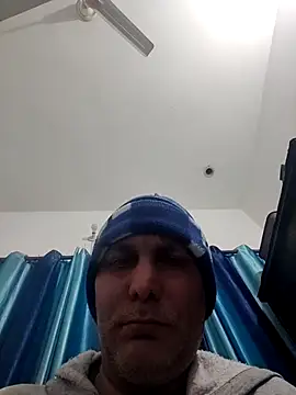 Snapshot of ZIMMY25 chatting on 01/05/26, 05:49 ZIMMY25 online show from 01/05/26, 05:49