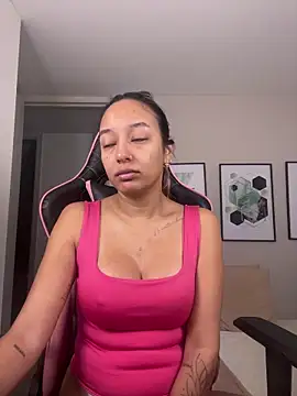 DianaHopson online show from 11/01/25, 11:23