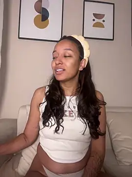 DianaHopson online show from 04/28/26, 11:26