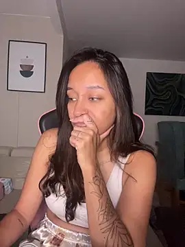 DianaHopson online show from 04/30/26, 01:12
