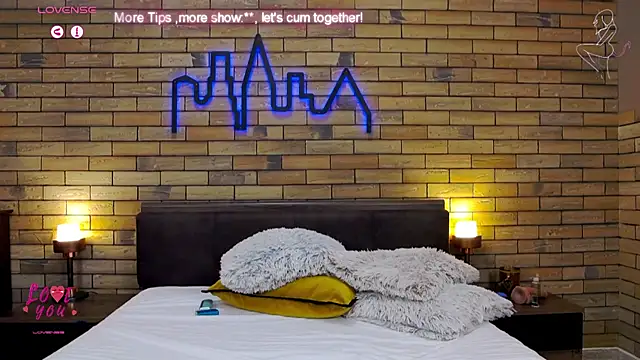 Snapshot of Ella_Charm chatting on 01/26/25, 10:13 Ella Charm online show from 01/26/25, 10:13