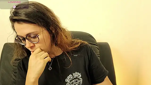 irinasweet27 online show from 11/06/25, 01:17