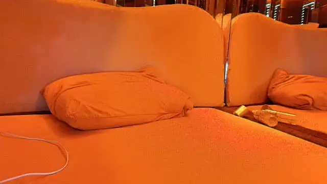 ROXYNL online show from 10/03/25, 07:11